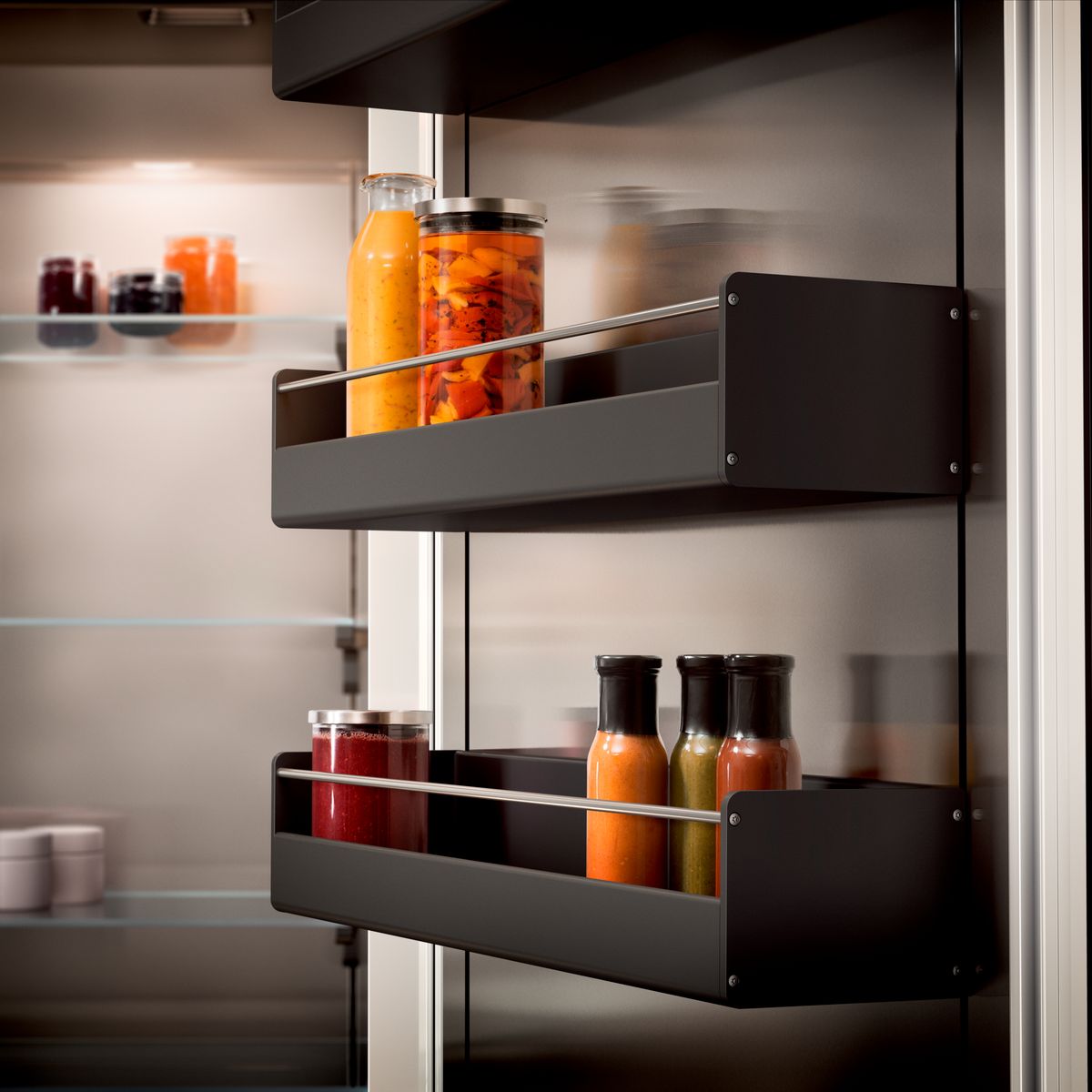 MCIM02423146_7017_GG_Shot007_02a_R2_72dpi